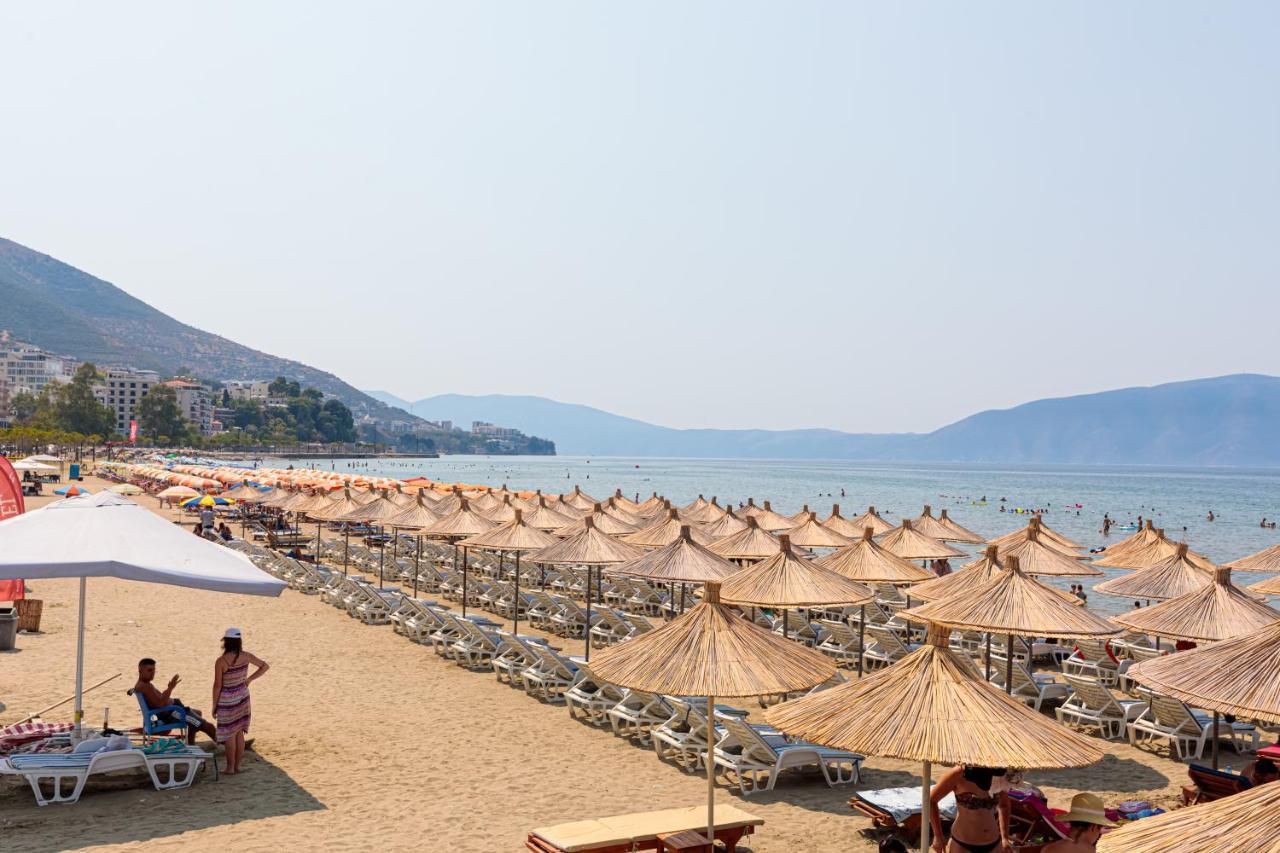 Hotel Aglon Vlore Bagian luar foto