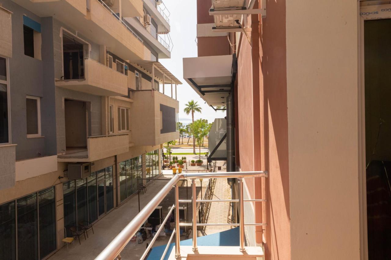 Hotel Aglon Vlore Bagian luar foto